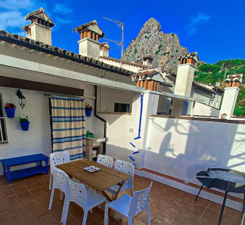 Villa Grazalema - Casita La Calma - Increibles vistas, Climatización Frio-Calor, Wifi, Parking Exterior foto