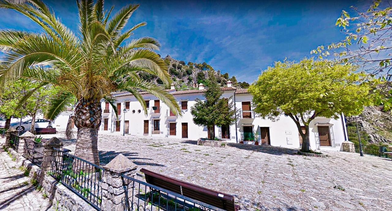 Villa Grazalema - Casita La Calma - Increibles vistas, Climatización Frio-Calor, Wifi, Parking Exterior foto