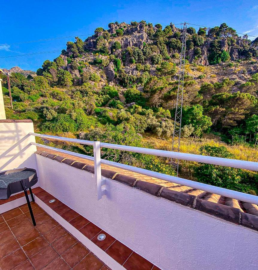 Villa Grazalema - Casita La Calma - Increibles vistas, Climatización Frio-Calor, Wifi, Parking Exterior foto